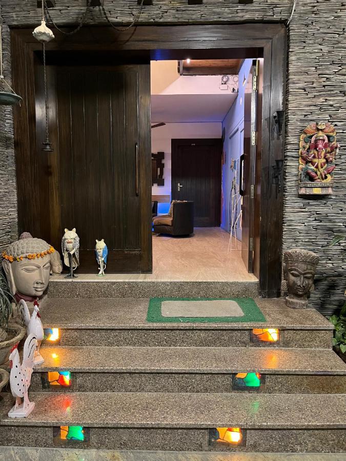 Aakritii Hotels Гургаон Экстерьер фото